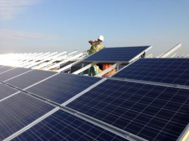 솔라 패널 장착 구조